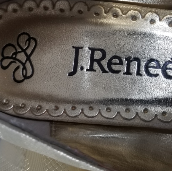 J. Renee' - Picture 2 of 8